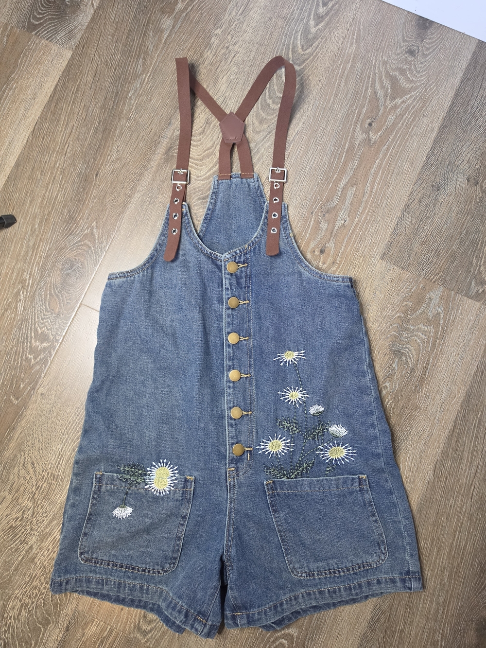 Romwe Denim Overall Romper Shorts Daisy Embroidered Cottagecore Suspender XS